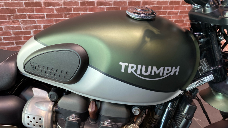 Triumph Street Scrambler 900